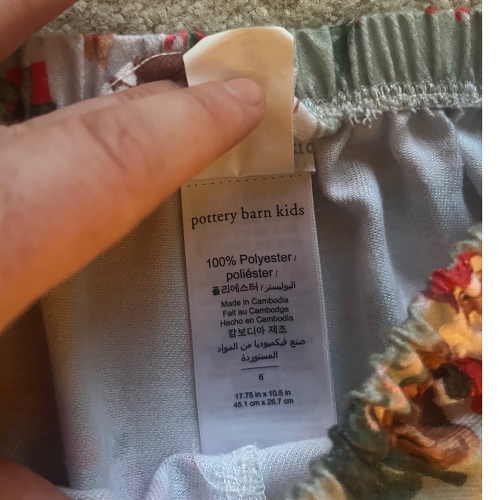 Pottery Barn Kids Candy Cane Village Flannel Pajama Bottoms- Size 6 - Picture 5 of 6